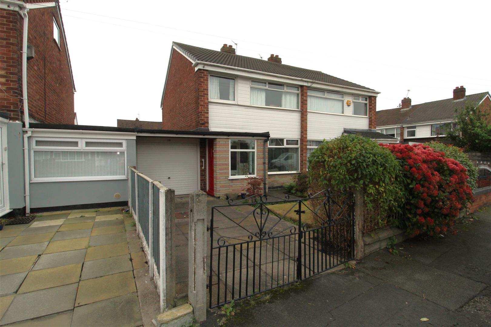Property Details Estate Agents, Aintree, Liverpool Grosvenor